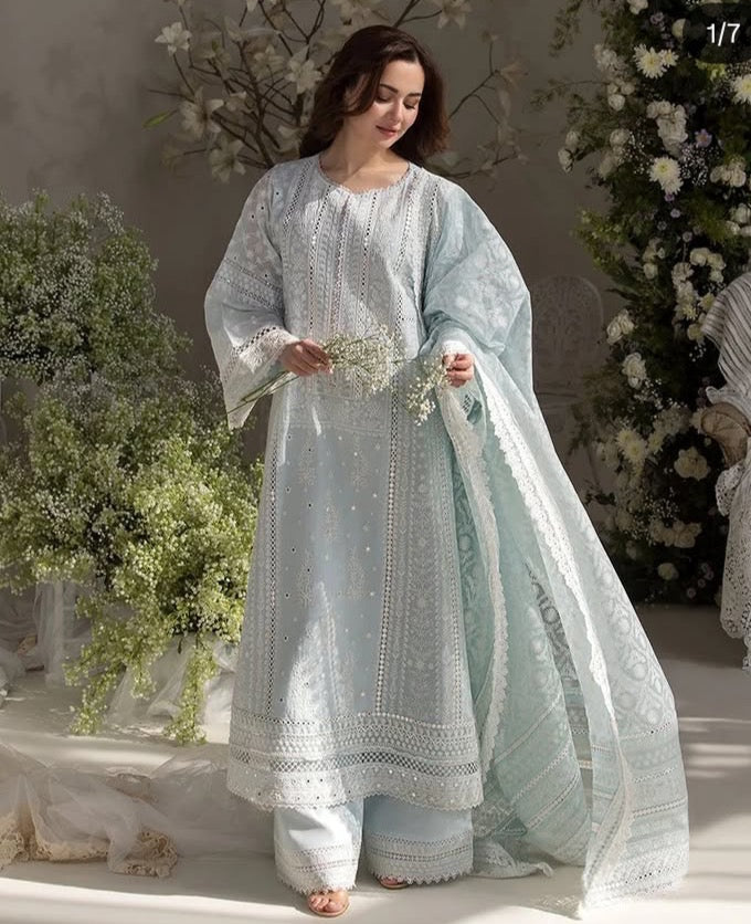 Noor Éclat – Luxury Pret Suit