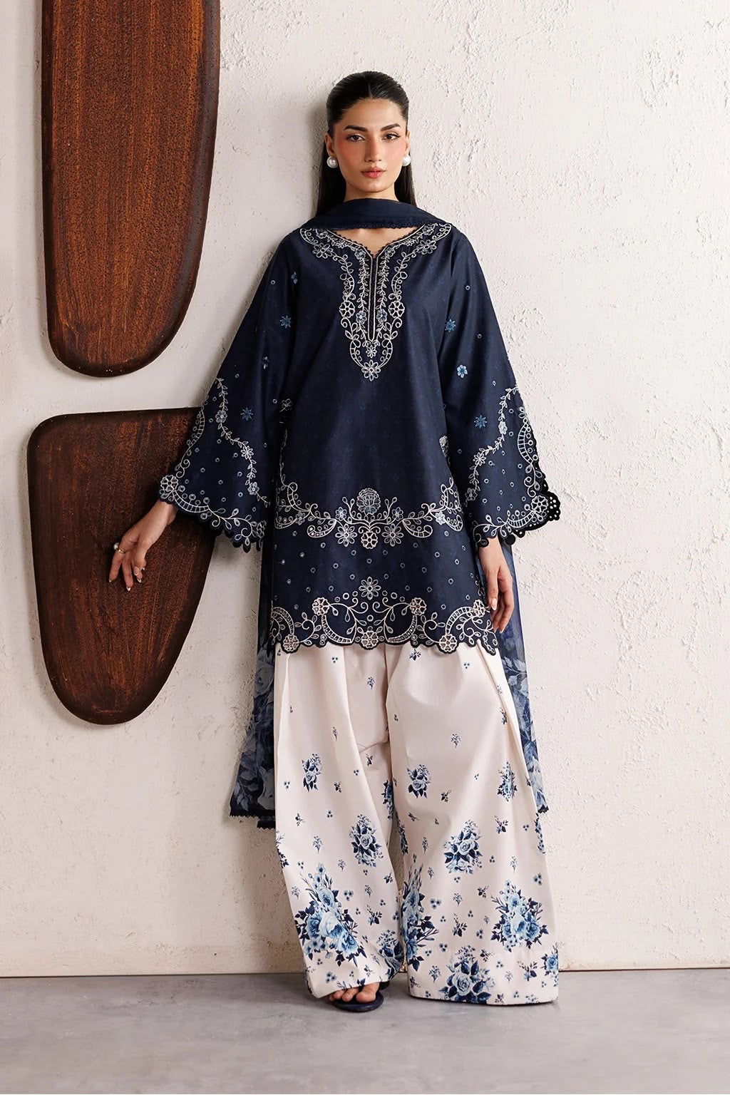 Midnight Grace — Navy Blue Embroidered 3-Piece Suit